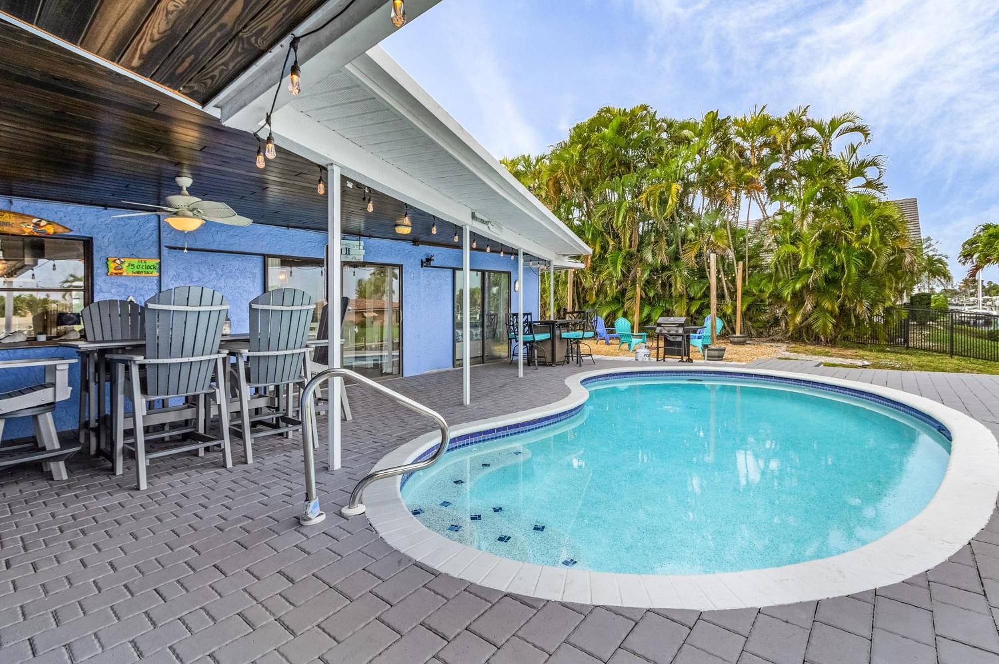 Canal-Front Oasis With Dock And Kayaks In Cape Coral! Exterior foto